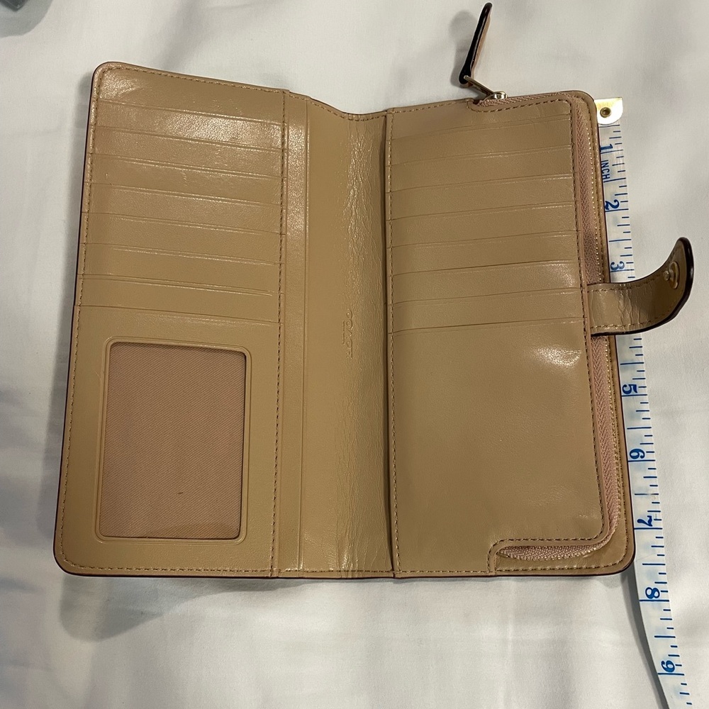 Coach Skinny Wallet Beige - Picture 9 of 11